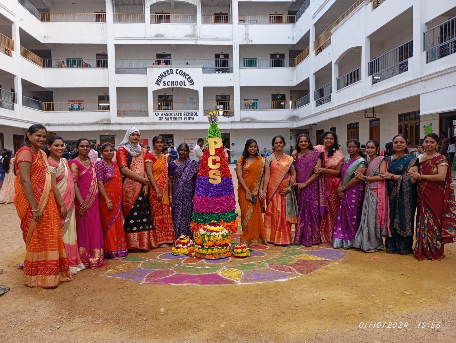 Pioneer School Campus Moment 9